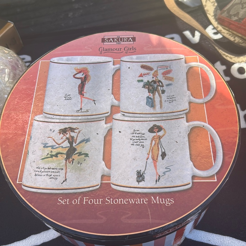 Sakura Set Of Four Mugs